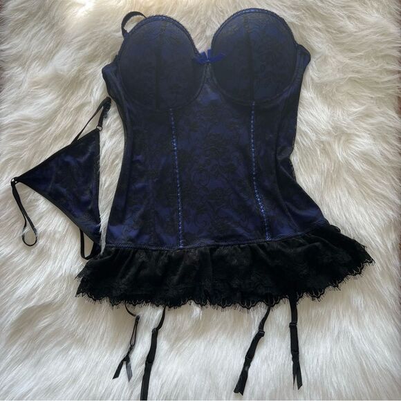 NWT Baci Blue/Black Corset with Garter Belt‎ and Thong Panties - 3X (16-20) - Picture 3 of 16